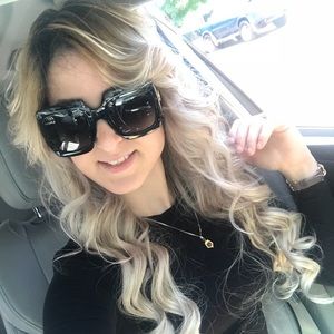 Meet your Posher, Hessiet